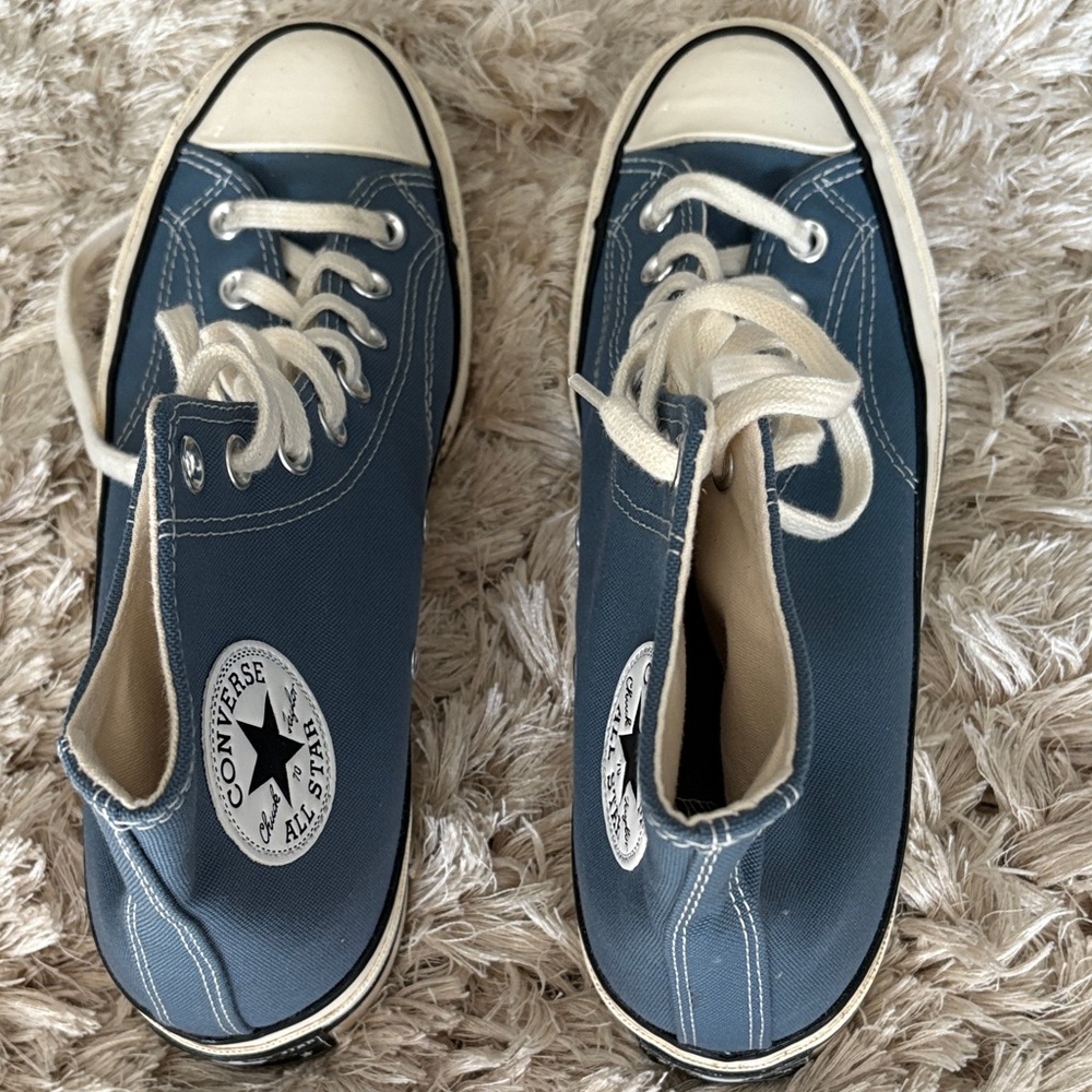 Almost brand new Converse Chuck Taylor’s size women’s 10.5